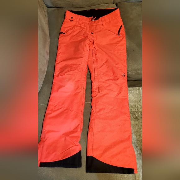 Ripzone Snowpants - Picture 2 of 3